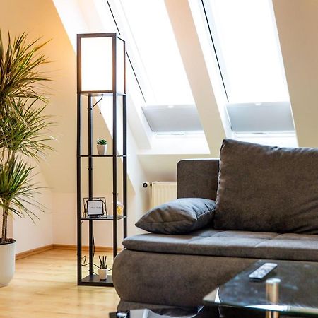 Moderne Dachgeschosswohnung - Parkplatz - Netflix Coburg Ngoại thất bức ảnh